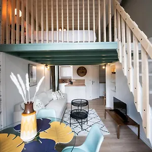 https://le-gary-appartement-atypique-refait-a-neuf-a-deux-pas.hotels-rhonealpes.com